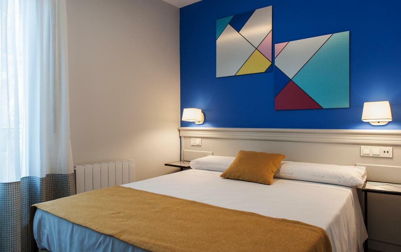 Hotel Hito Vitoria-Gasteiz Kültér fotó