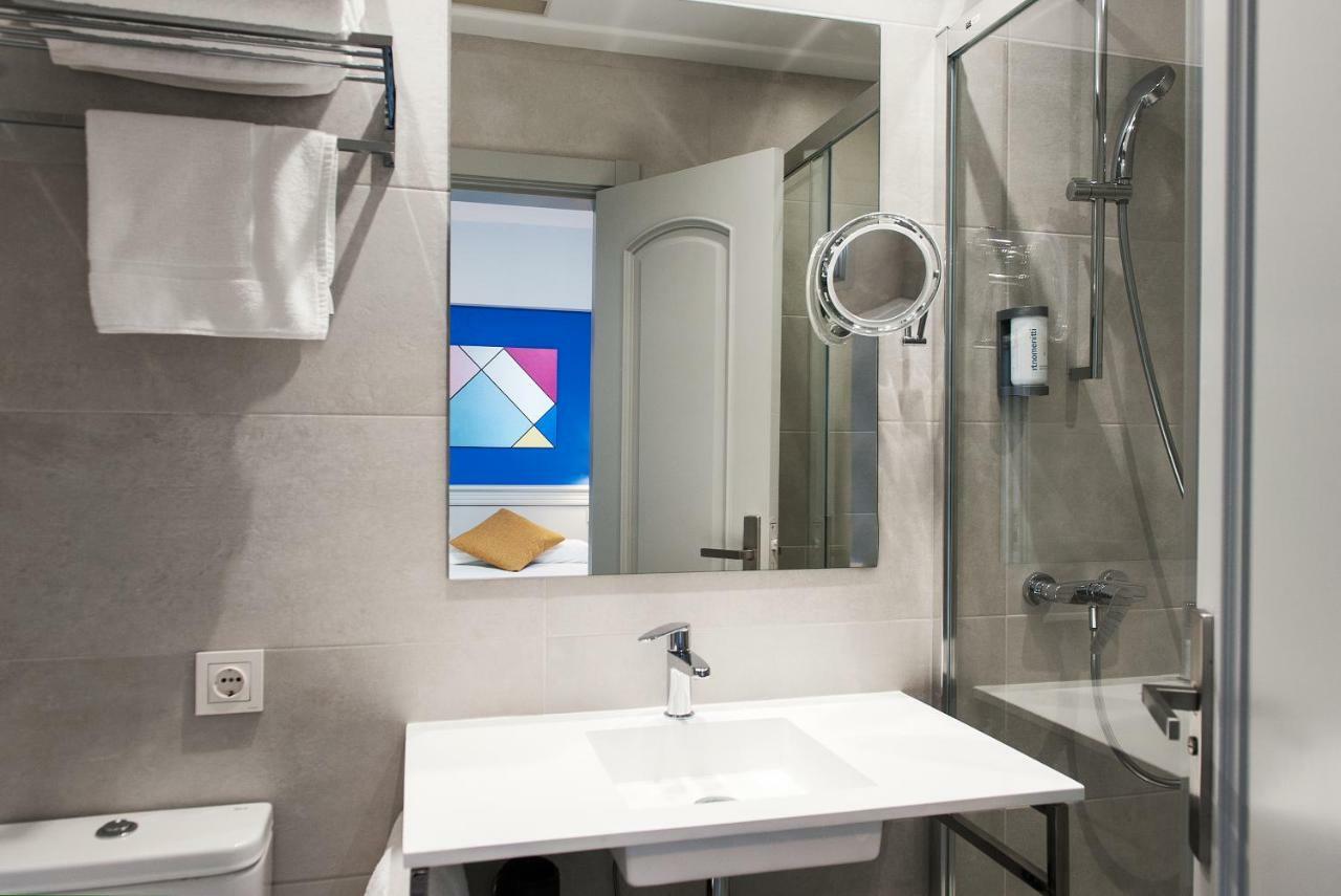 Hotel Hito Vitoria-Gasteiz Kültér fotó